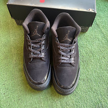 Load image into Gallery viewer, Jordan Black Cat 3s Size 9.5
