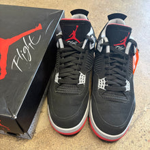 Load image into Gallery viewer, Jordan Bred 4s Size 10
