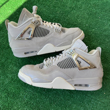 Load image into Gallery viewer, Jordan Frozen Moments 4s Size 12W/10.5M
