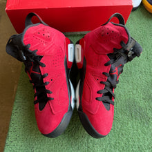 Load image into Gallery viewer, Jordan Toro 6s Size 9
