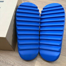 Load image into Gallery viewer, Adidas Yeezy Azure Slides Size 16
