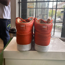 Load image into Gallery viewer, Nike Air Max Python Lux’s Size 12

