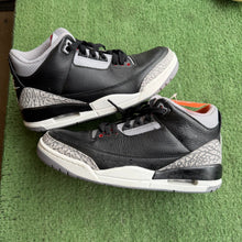 Load image into Gallery viewer, Jordan Black Cement 3s Size 7.5
