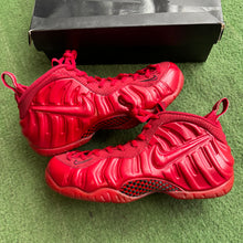 Load image into Gallery viewer, Nike Red October Foamposite Pros Size 10
