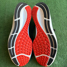 Load image into Gallery viewer, Nike Air Zoom Cleveland Browns Pegasus Size 11.5
