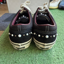 Load image into Gallery viewer, Vans Black Pearlized Old Skool 36s Size 9.5
