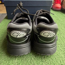 Load image into Gallery viewer, Dior B30s Size 41
