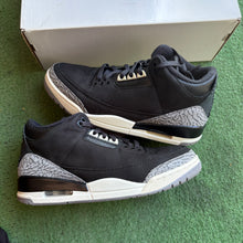 Load image into Gallery viewer, Jordan Off Noir 3s Size 10W/8.5M
