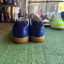 Load image into Gallery viewer, Maison Margiela Gats Size 44
