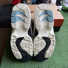 Load image into Gallery viewer, Nike Must Be The Money Air Diamond Turfs Size 9.5
