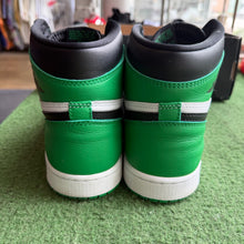 Load image into Gallery viewer, Jordan Lucky Green 1s Size 9
