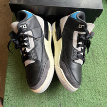 Load image into Gallery viewer, Jordan Rare Air 3s Size 8.5
