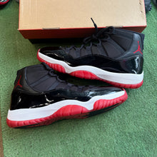 Load image into Gallery viewer, Jordan Bred 11s Size 13
