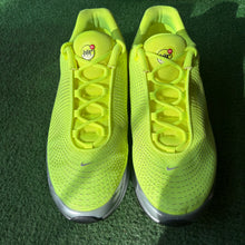 Load image into Gallery viewer, Nike Volt Air Max DNs Size 14
