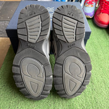 Load image into Gallery viewer, Dior B30s Size 40
