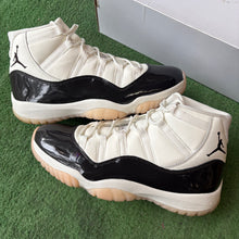 Load image into Gallery viewer, Jordan Neapolitan 11s Size 11.5W/10M
