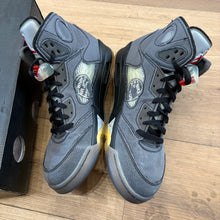 Load image into Gallery viewer, Jordan Off White Muslin 5s Size 13
