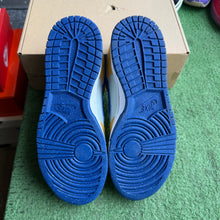 Load image into Gallery viewer, Nike Wheat Next Nature Low Dunks Size 8.5W/7M
