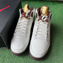 Load image into Gallery viewer, Jordan Golden Ticket 5s Size 11.5W/10M
