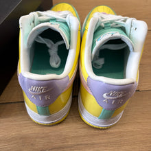 Load image into Gallery viewer, Nike Easter Air Force 1s Size 11
