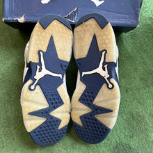 Load image into Gallery viewer, Jordan Midnight Navy 6s Size 9.5
