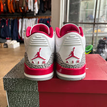 Load image into Gallery viewer, Jordan Cardinal 3s Size 10.5
