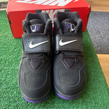 Load image into Gallery viewer, Nike Ravens Diamond Turfs Size 10.5
