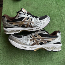 Load image into Gallery viewer, ASICS Gel-Kayano 14s Size 12
