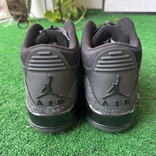 Load image into Gallery viewer, Jordan Black Cat 3s Size 13
