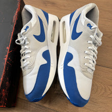 Load image into Gallery viewer, Nike Big Bubble Royal Air Max 1 86s Size 13.5W/12M
