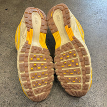 Load image into Gallery viewer, Nike University Gold P-6000s Size 14
