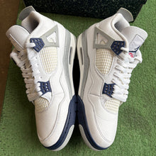 Load image into Gallery viewer, Jordan Midnight Navy 4s Size 11
