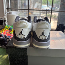 Load image into Gallery viewer, Jordan Cement Grey 3s Size 8
