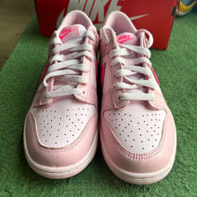 Load image into Gallery viewer, Nike Triple Pink Low Dunks Size 6Y
