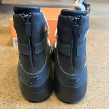 Load image into Gallery viewer, Nike Air FOG Triple Blacks Size 9
