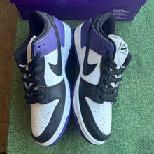 Load image into Gallery viewer, Nike SB Court Purple Low Dunks Size 10.5
