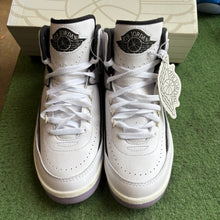 Load image into Gallery viewer, Jordan Python 2s Size 8
