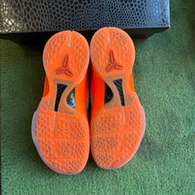 Load image into Gallery viewer, Nike Kobe Total Orange Protro VIs Size 10.5
