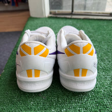 Load image into Gallery viewer, Nike Kobe Lakers Away Protro 8s Size 8.5
