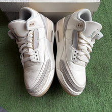 Load image into Gallery viewer, Jordan Craft Ivory 3s Size 8.5
