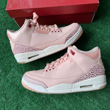 Load image into Gallery viewer, Jordan Valentines Day Treat Yourself 3s Size 10.5W/9M
