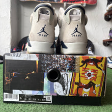 Load image into Gallery viewer, Jordan Georgetown 6s Size 10
