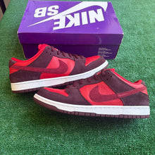 Load image into Gallery viewer, Nike Cherry SB Low Dunks Size 11
