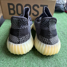 Load image into Gallery viewer, Adidas Yeezy Carbon 350V2s Size 9.5
