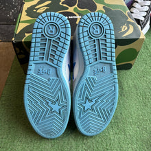 Load image into Gallery viewer, Bape Sk8 STAs Size 8.5
