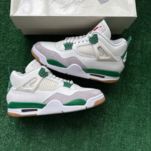 Load image into Gallery viewer, Jordan Pine Green SB 4s Size 9.5
