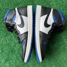 Load image into Gallery viewer, Jordan Royal Toe 1s Size 10.5
