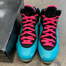 Load image into Gallery viewer, Nike Lebron South Beach 8s Size 11.5
