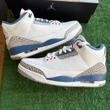 Load image into Gallery viewer, Jordan True Blue 3s Size 9.5
