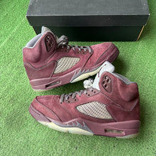 Load image into Gallery viewer, Jordan Burgundy 5s Size 10
